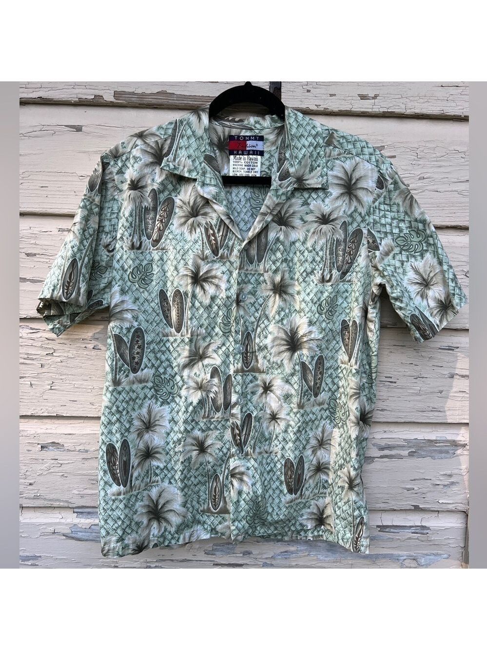 Vintage Tommy Hilfiger Hawaii Hawaiian Surfing Cotton Vacation Button-Down Shirt